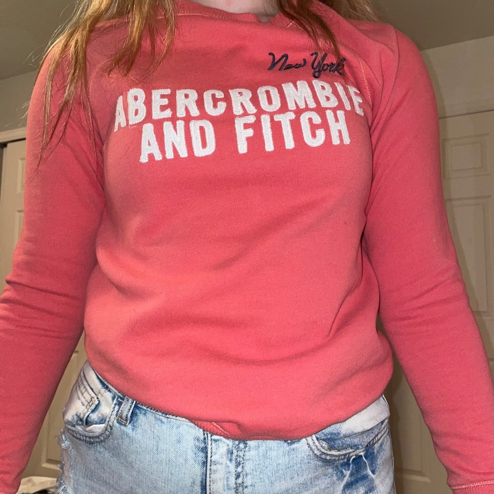 crew neck
